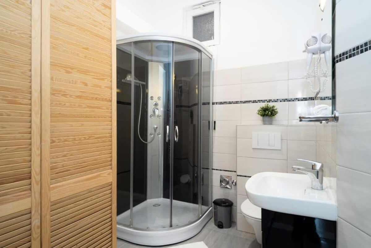 Ultra Central Cozy Apartment Budapest Exterior photo